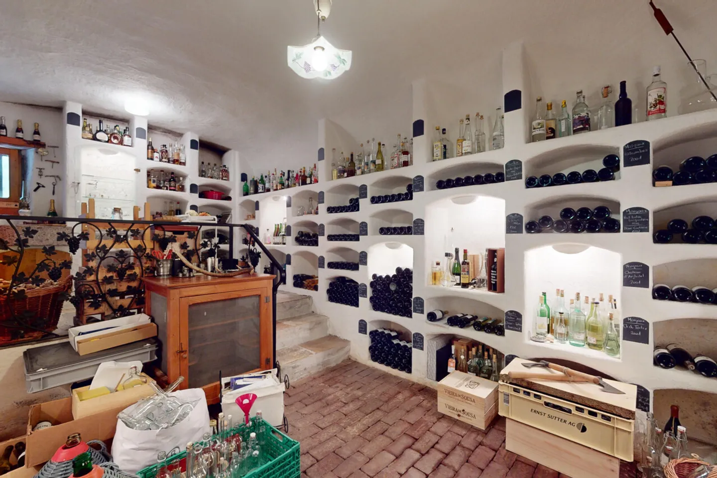 Die perfekte Balance: Zeitgenössische Eleganz und Ruhe in Court - Foto 26 von 28