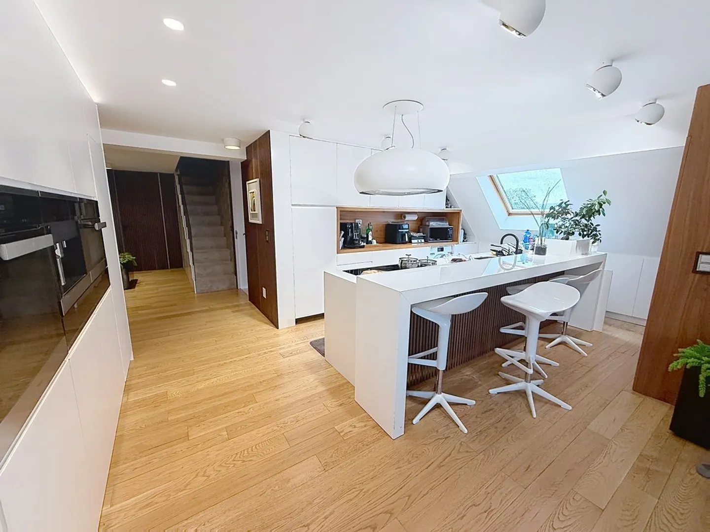 Appartamento Duplex con 5.5 Stanze - Donatyre / Avenches (VD) Materiali Nobili - Ideale per Famiglie - Foto 3 di 10