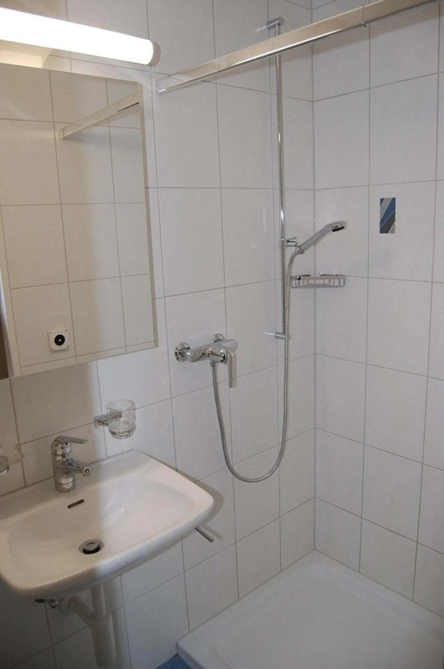 Schöne 4 Zimmerwohnung an exklusiver Lage befristet für zwei Jahre - Photo 4 of 6
