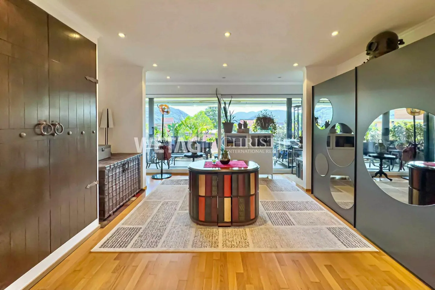 Lugano-Agno: Penthouse Apartment near Lake Lugano for Sale - Photo 1 of 11