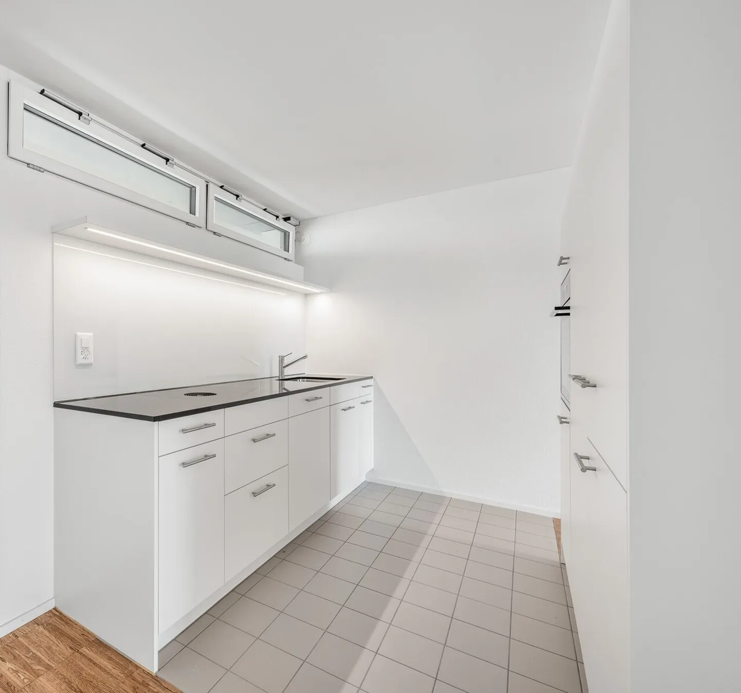 Appartement moderne au No 1. Emmen - Photo 2 sur 8