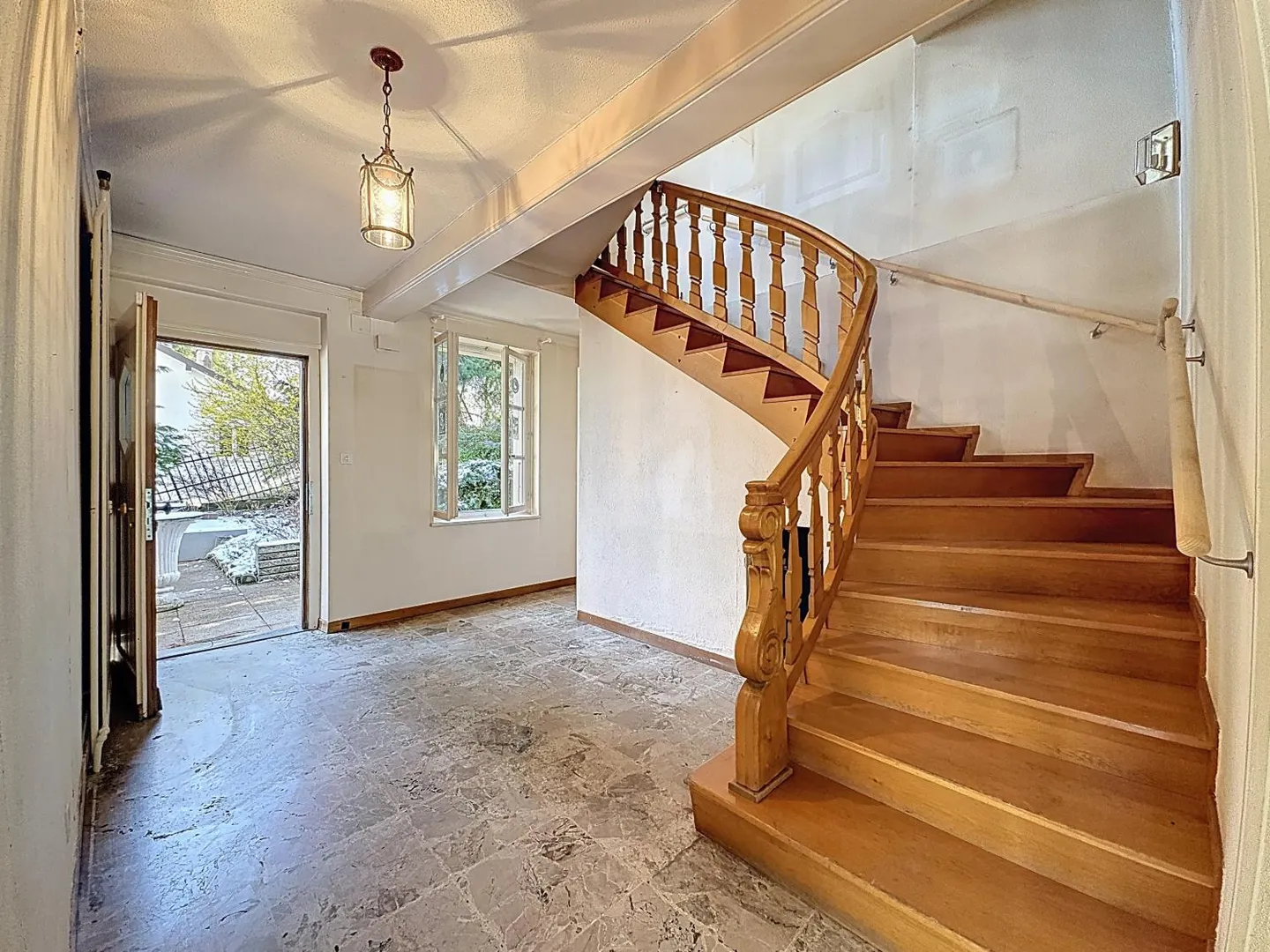 Charmante Maison à Rénover - Photo 2 sur 13