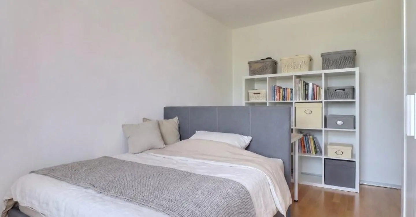 4½ Zimmer im Erdgeschoss mit Terrasse und Garten - Foto 7 von 11