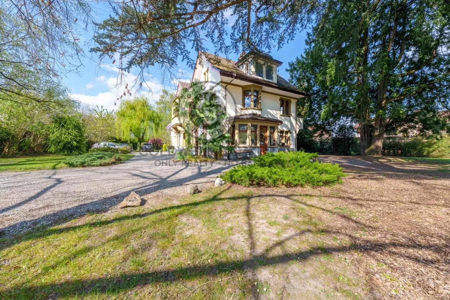 SOMPTUEUSE MAISON DE MAITRE AVEC JARDIN D'EXCEPTION - Photo 4 sur 13