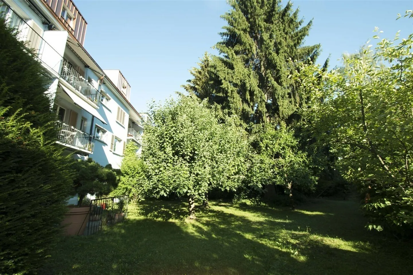 Penthouse premium avec vue & aménagement moderne Zurich Wiedikon - Photo 2 sur 10