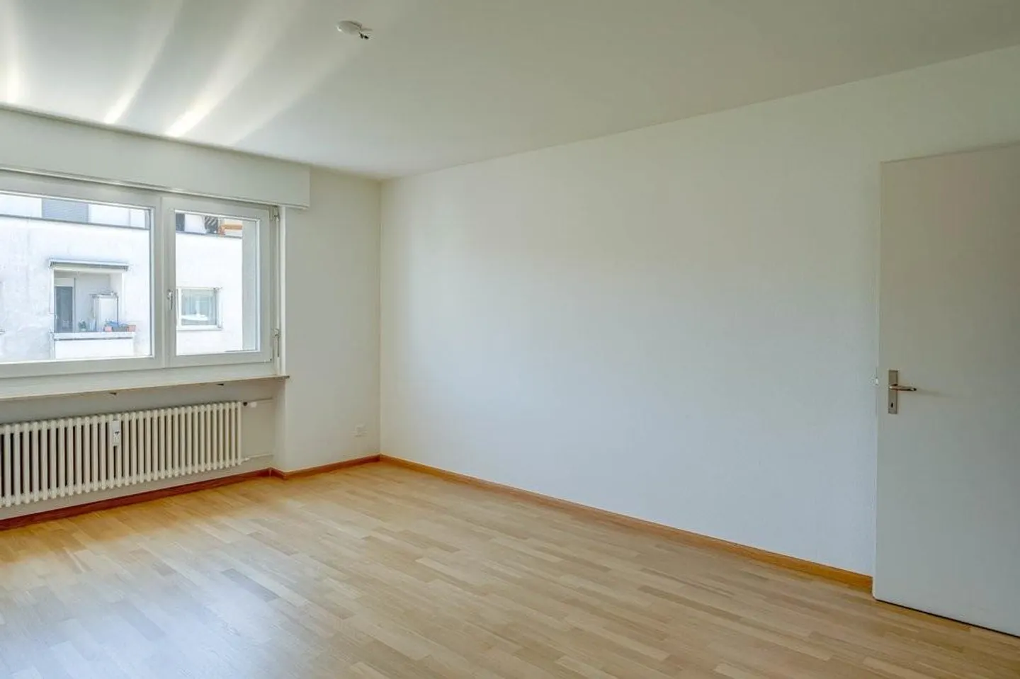 Renovated apartment in a quiet location - Photo 6 of 8