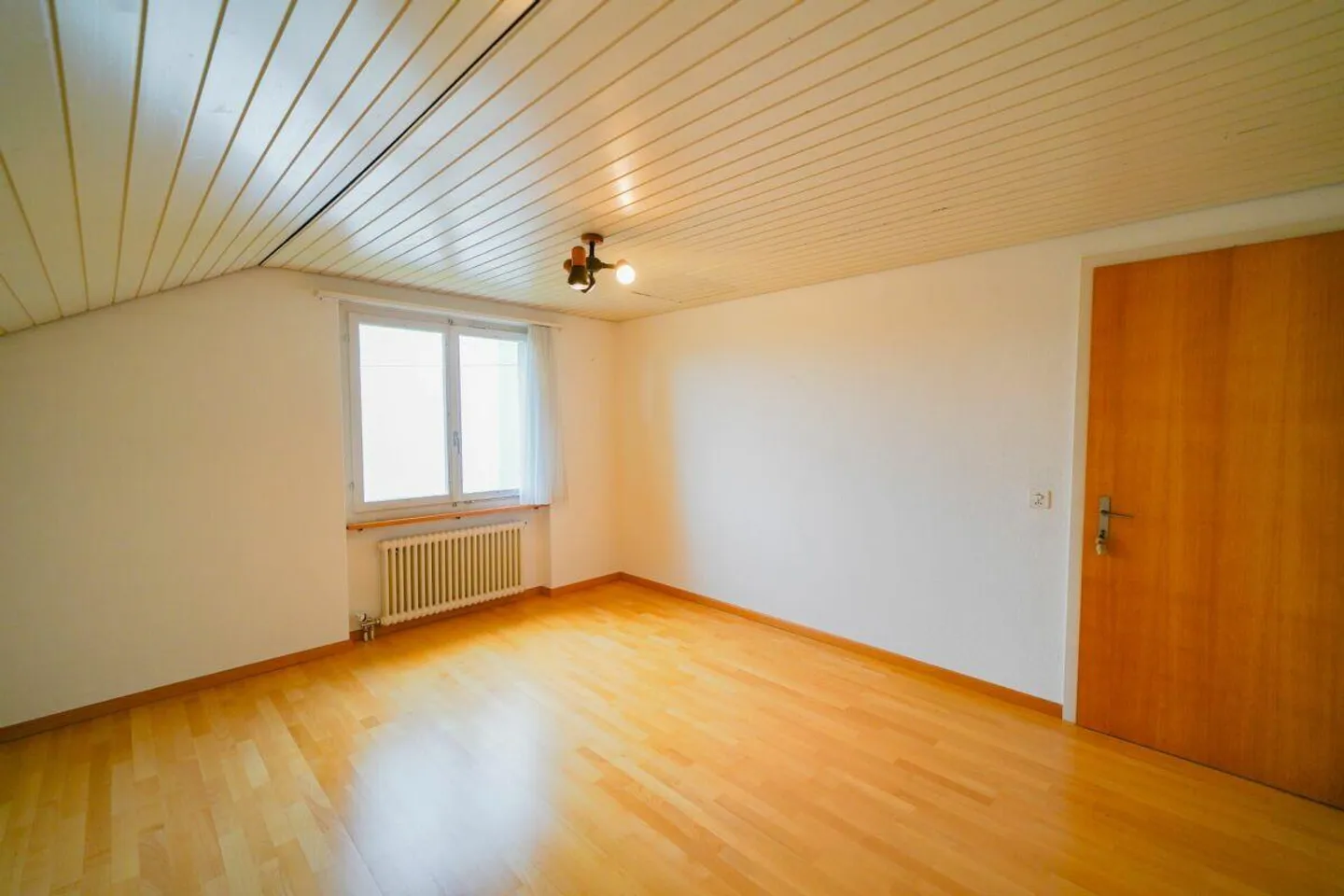 Family Paradise with Development Potential - Live, Design, Enjoy - Photo 3 of 12