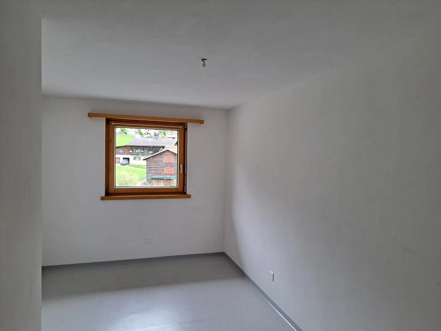 Hauswart mit 4 1/2 Zi. Wohnung - Foto 6 von 16