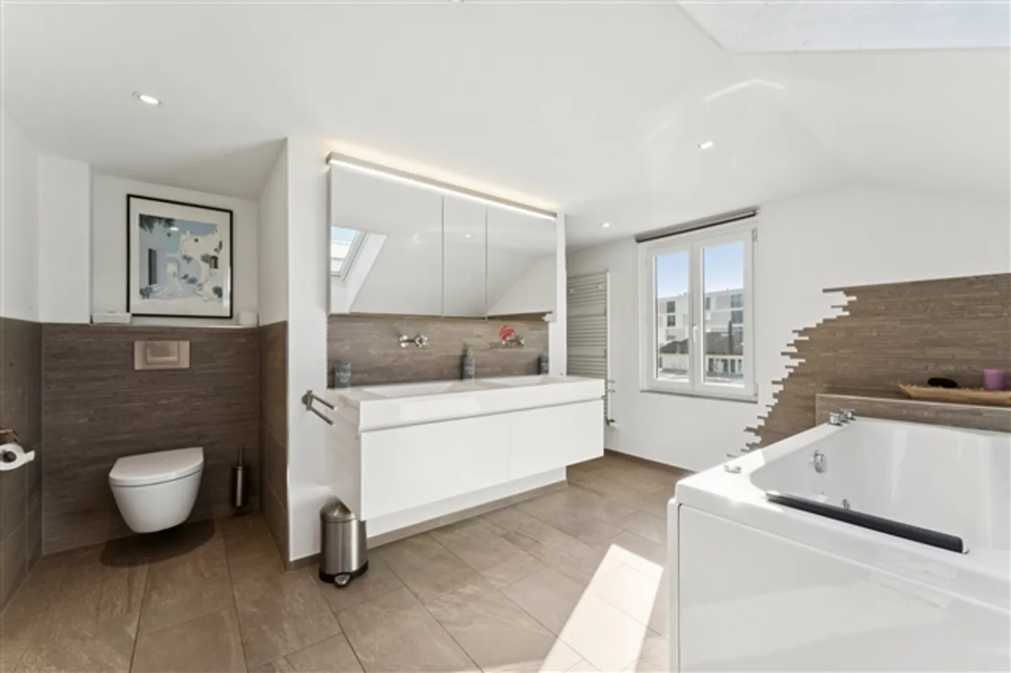 «Zuhause im Chalet. mit Garten und Panorama!» - Photo 8 of 14