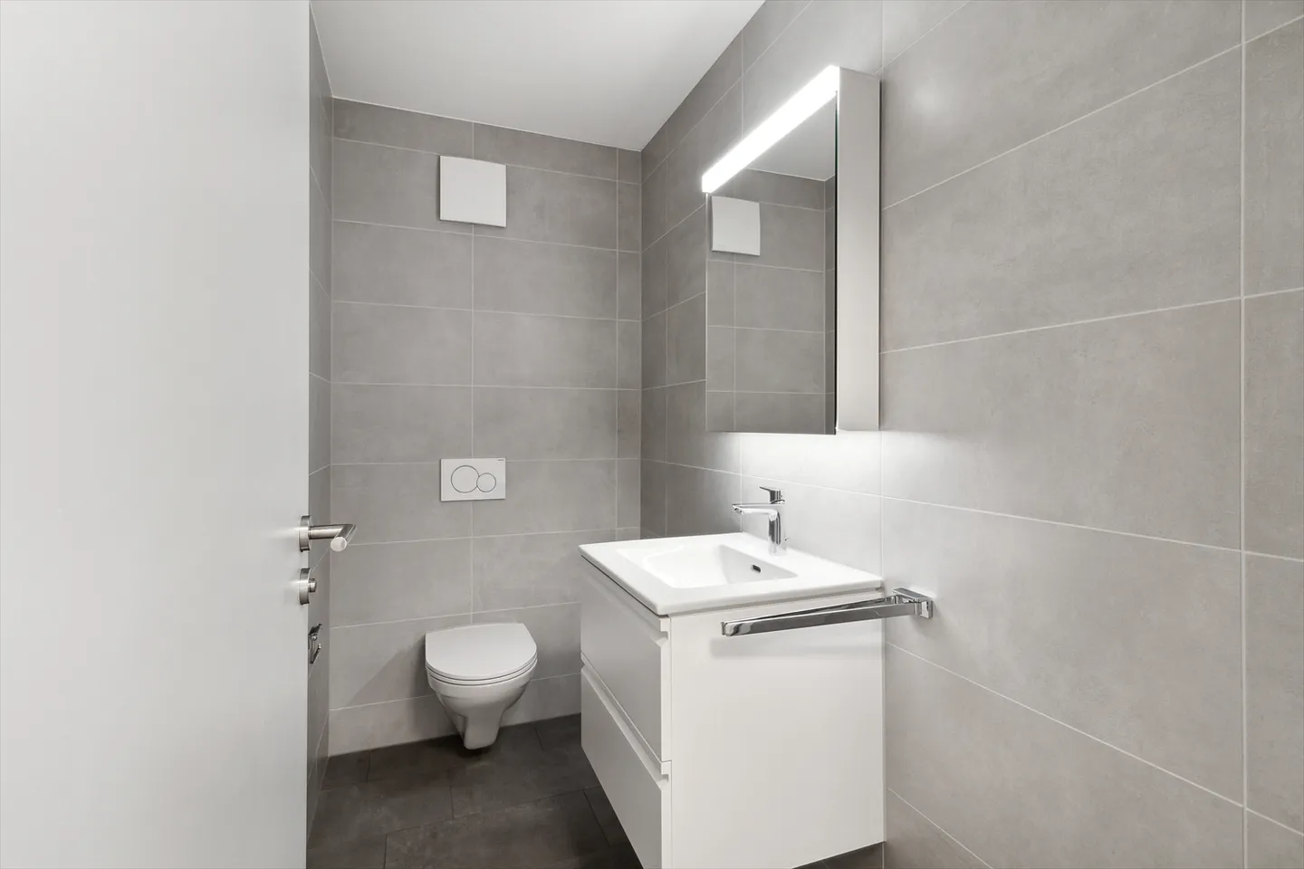 3.5 Room Apartment - Photo 5 of 12