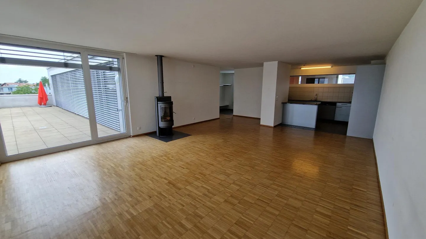 Grosszügige Attikawohnung mit Terrassen - Foto 5 von 7