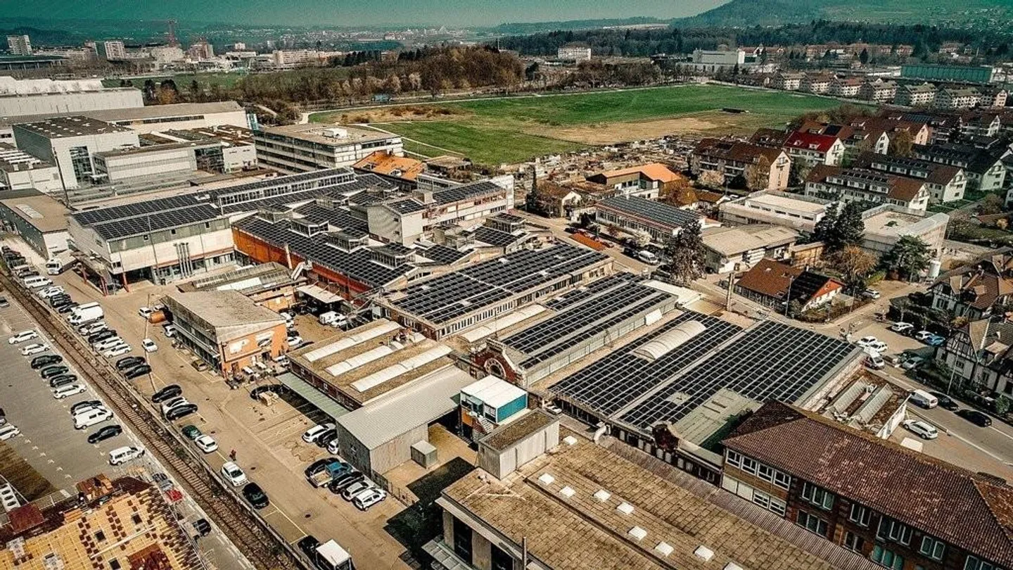 Il tuo spazio di stoccaggio nel Zentareal con ascensore per merci - Foto 1 di 4