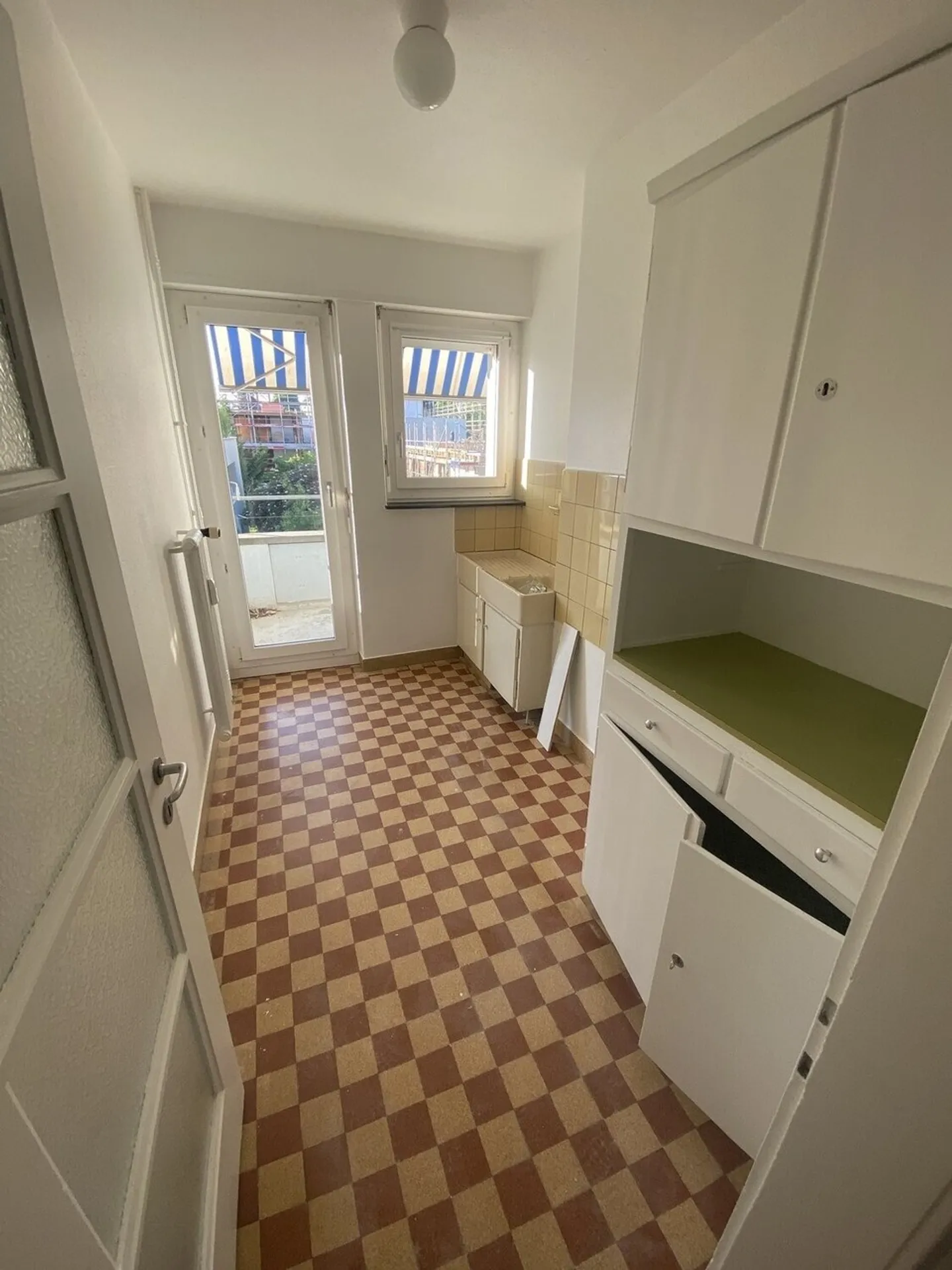 Stadtnahe 5.5-ZW à 117 m² zuoberst im 2. OG - Photo 5 of 13