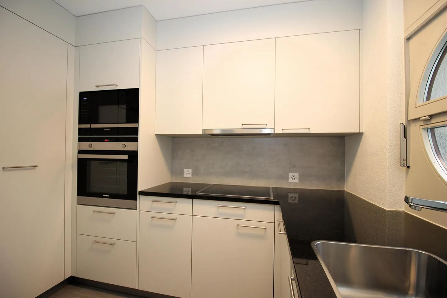 Wohnen in Bottenwil | 4½-Zimmer-Wohnung im 1. OG - Foto 2 von 10