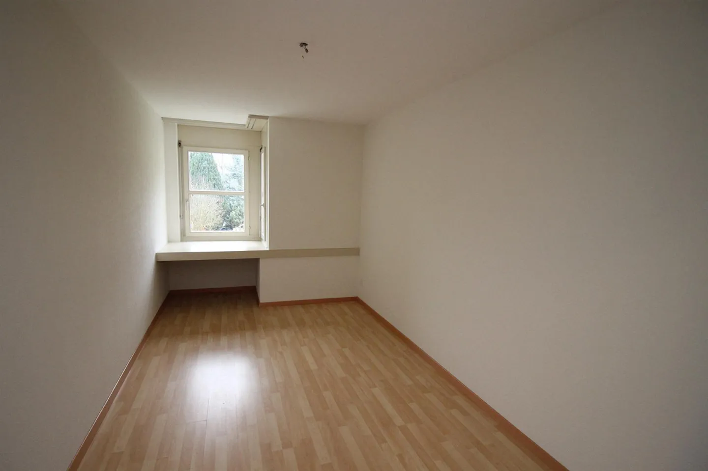 Wohnen in Bottenwil | 4½-Zimmer-Wohnung im 1. OG - Foto 7 von 10