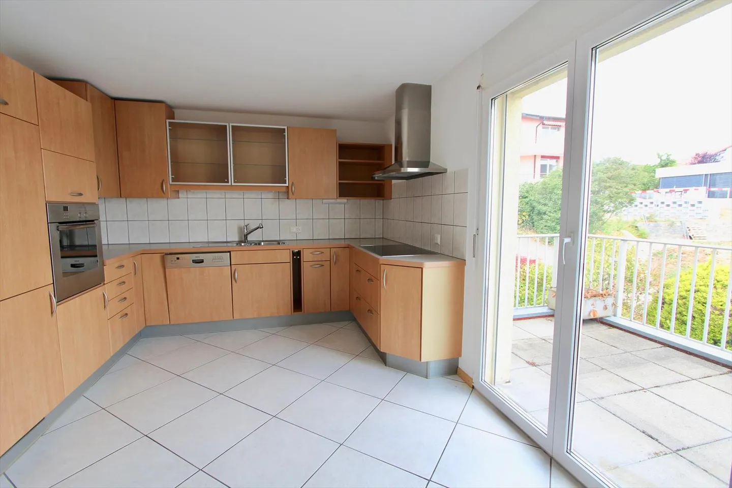 Duplex - Photo 6 of 13