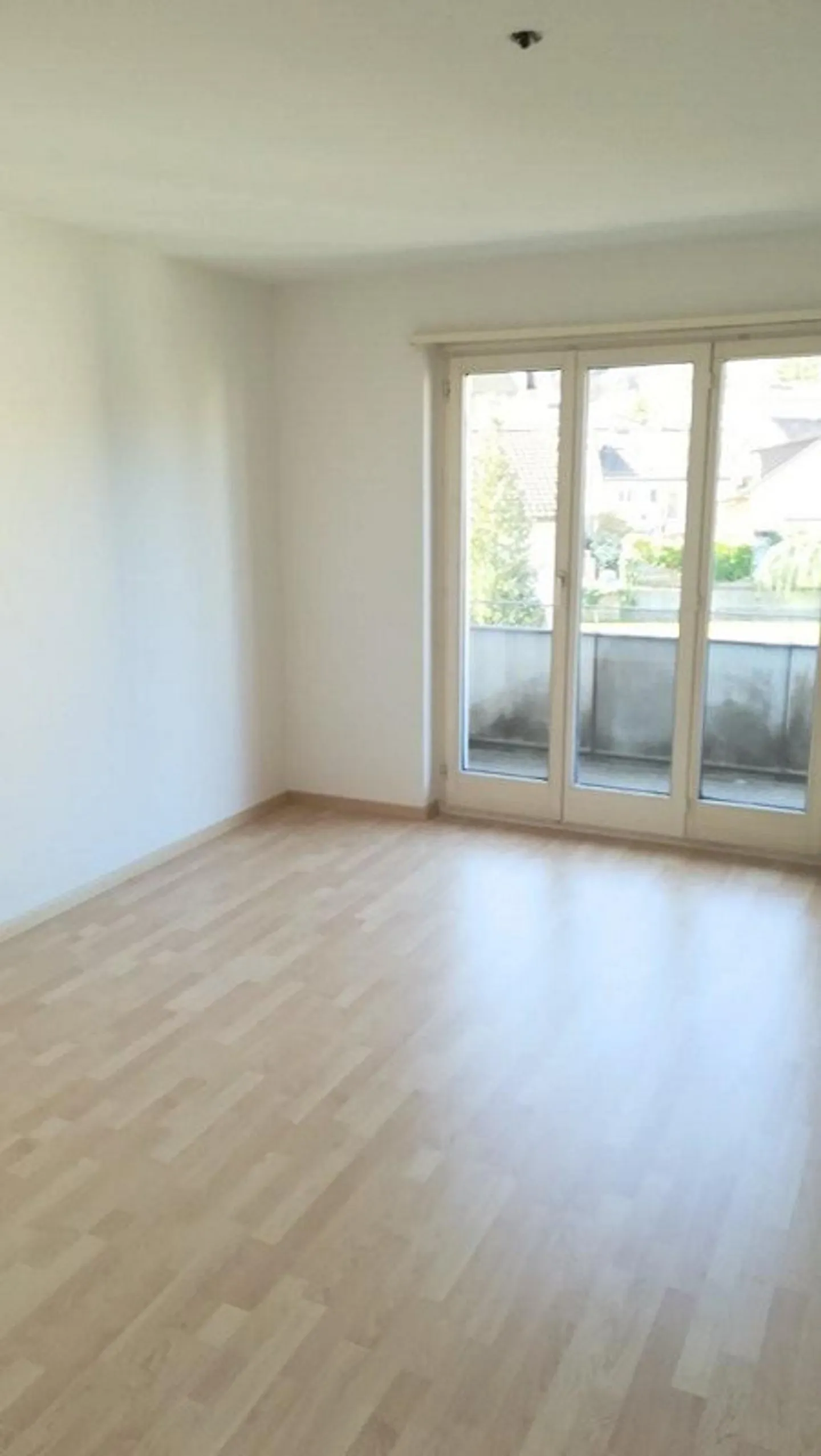 Temporary Living in Zurich-Altstetten - Photo 3 of 8