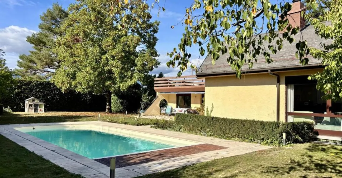 DA AFFITTARE - RARO A COPPET: VILLA INDIVIDUALE CON PISCINA RISCALDATA, DA - Foto 1 di 12