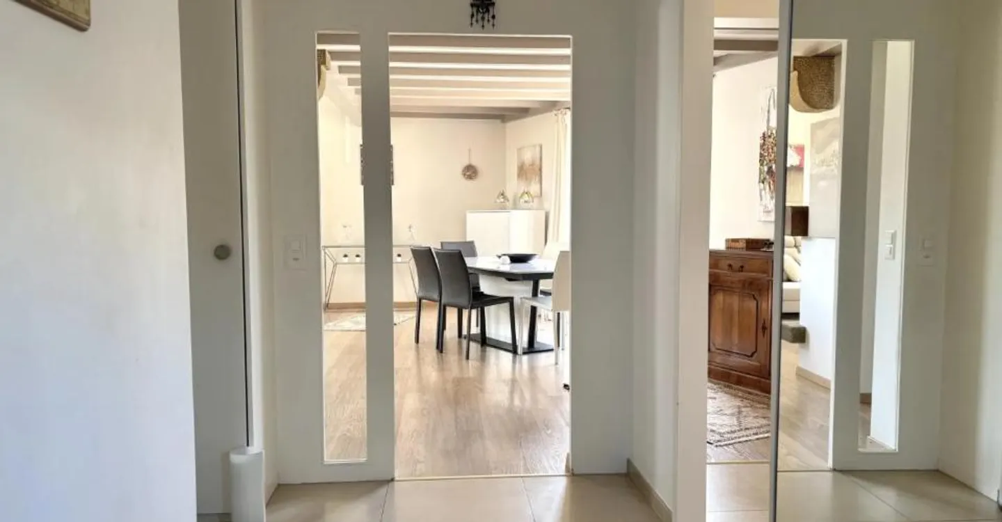 DA AFFITTARE - RARO A COPPET: VILLA INDIVIDUALE CON PISCINA RISCALDATA, DA - Foto 3 di 12