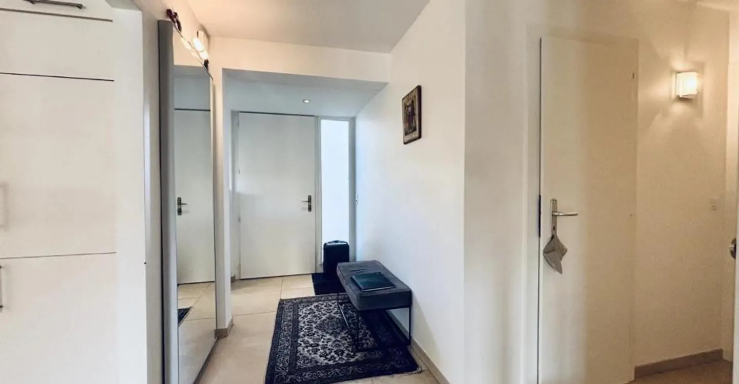 DA AFFITTARE - RARO A COPPET: VILLA INDIVIDUALE CON PISCINA RISCALDATA, DA - Foto 4 di 12