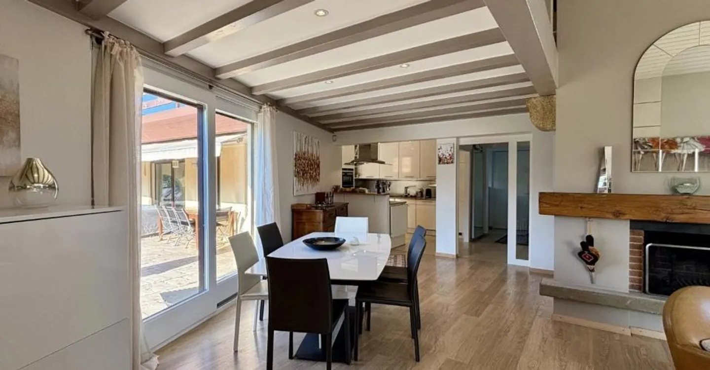 DA AFFITTARE - RARO A COPPET: VILLA INDIVIDUALE CON PISCINA RISCALDATA, DA - Foto 7 di 12