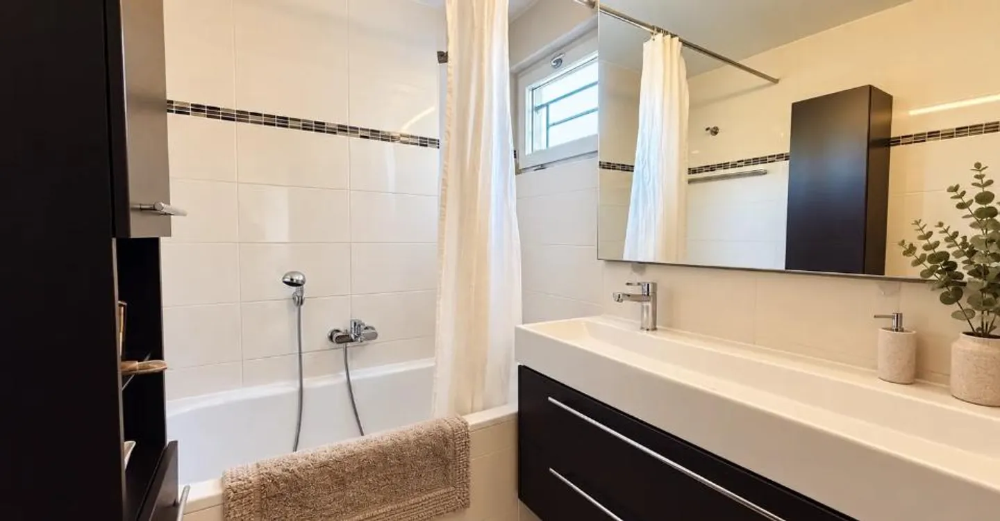DA AFFITTARE - RARO A COPPET: VILLA INDIVIDUALE CON PISCINA RISCALDATA, DA - Foto 12 di 12