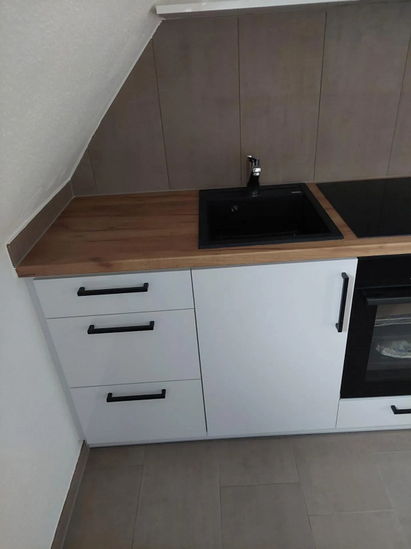 Renovierte 3 Zimmer Dachwohnung an ruhiger Lage - Foto 3 von 11