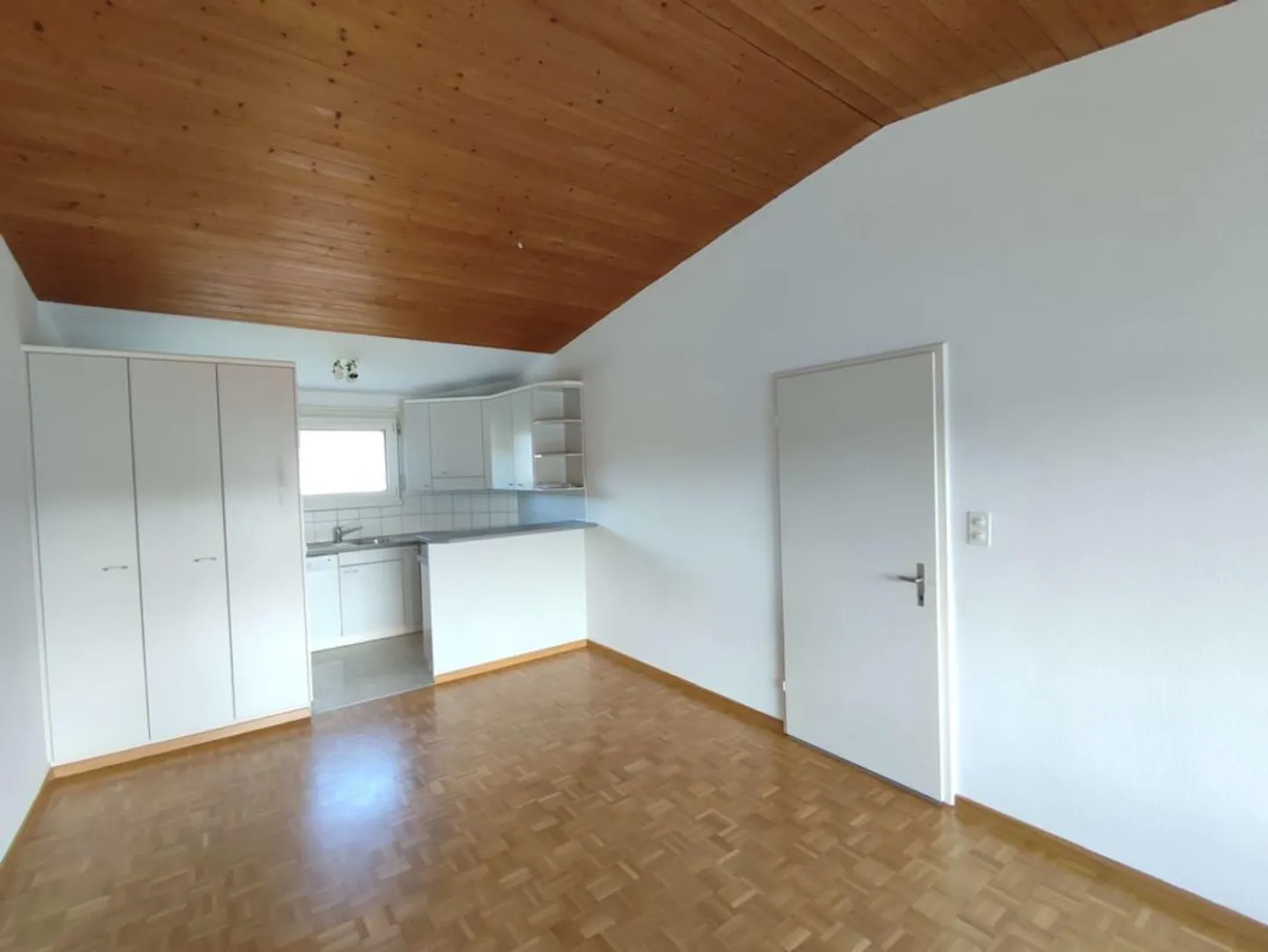 Appartement calme et central avec vue sur le Pilatus - Photo 4 sur 8