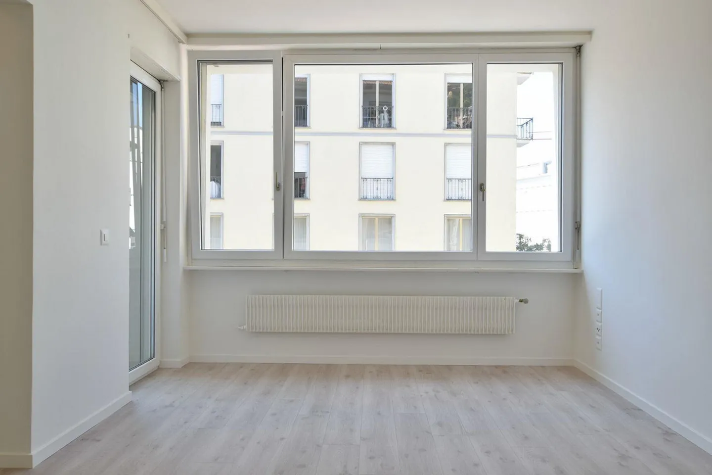 Helle renovierte Wohnung in Locarno - Foto 2 von 9
