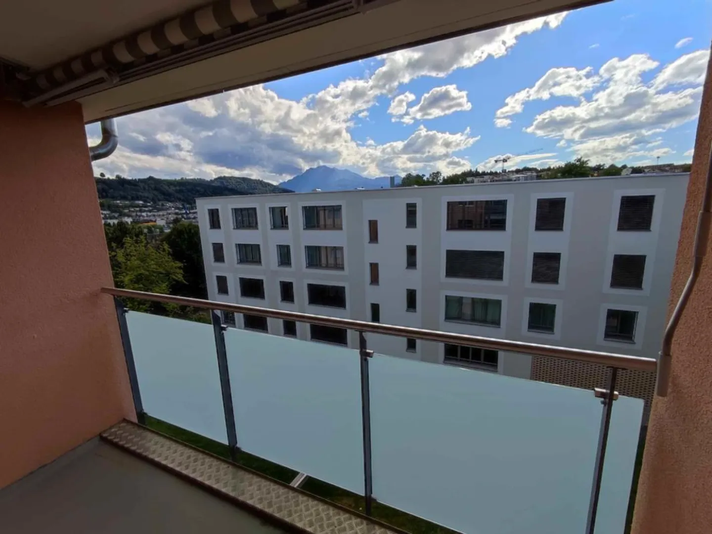 Appartement calme et central avec vue sur le Pilatus - Photo 8 sur 8