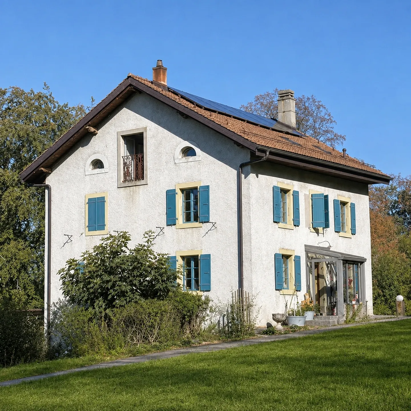 Ein charaktervolles Haus in einer grünen Umgebung - Foto 1 von 13