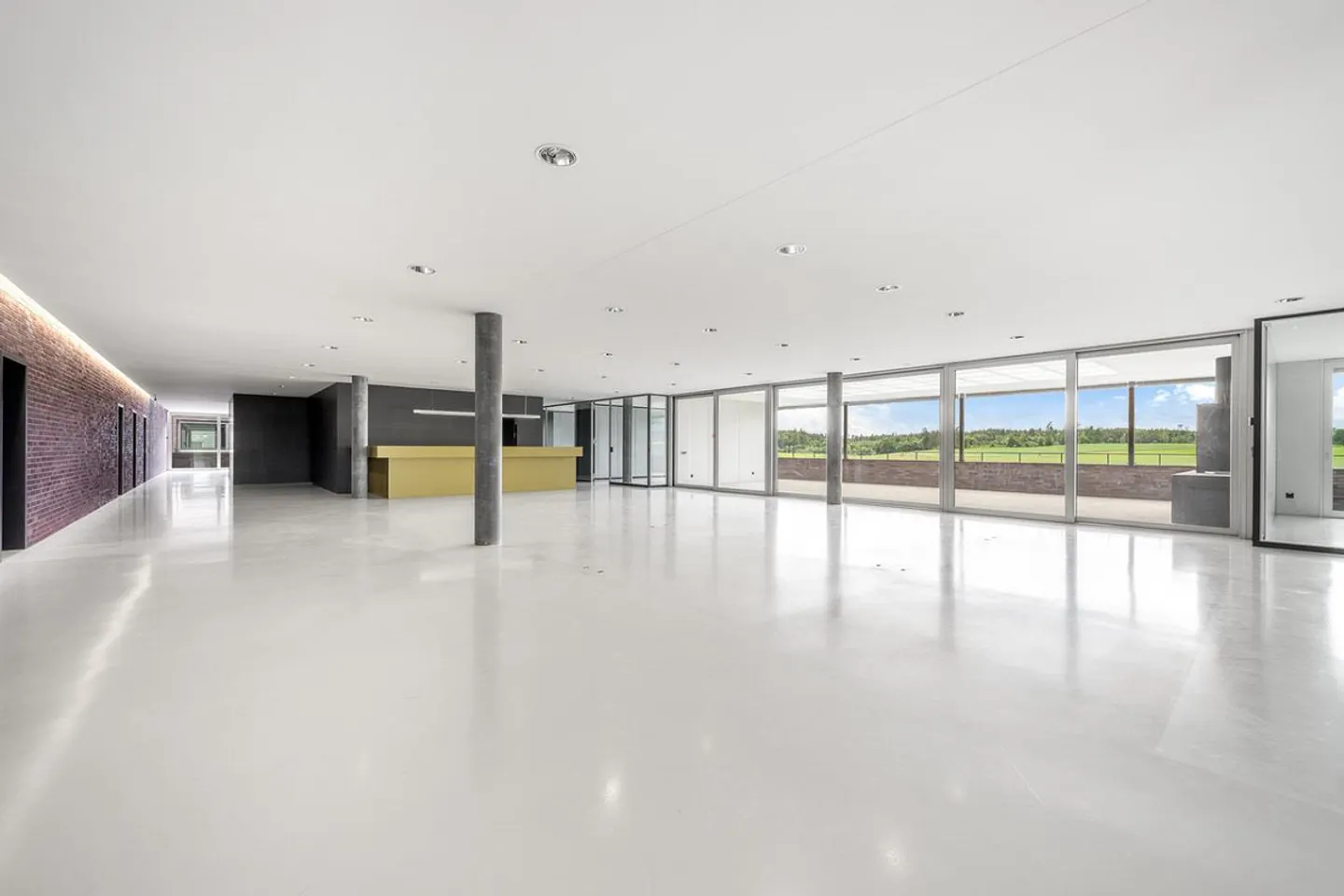 Propriété de bureau et commerciale de haute qualité - Photo 12 sur 15