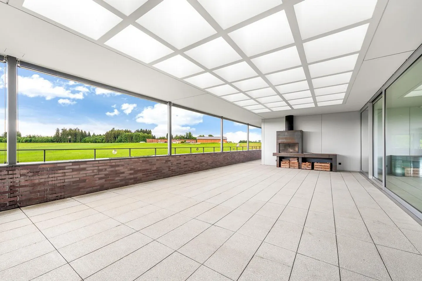 Propriété de bureau et commerciale de haute qualité - Photo 15 sur 15