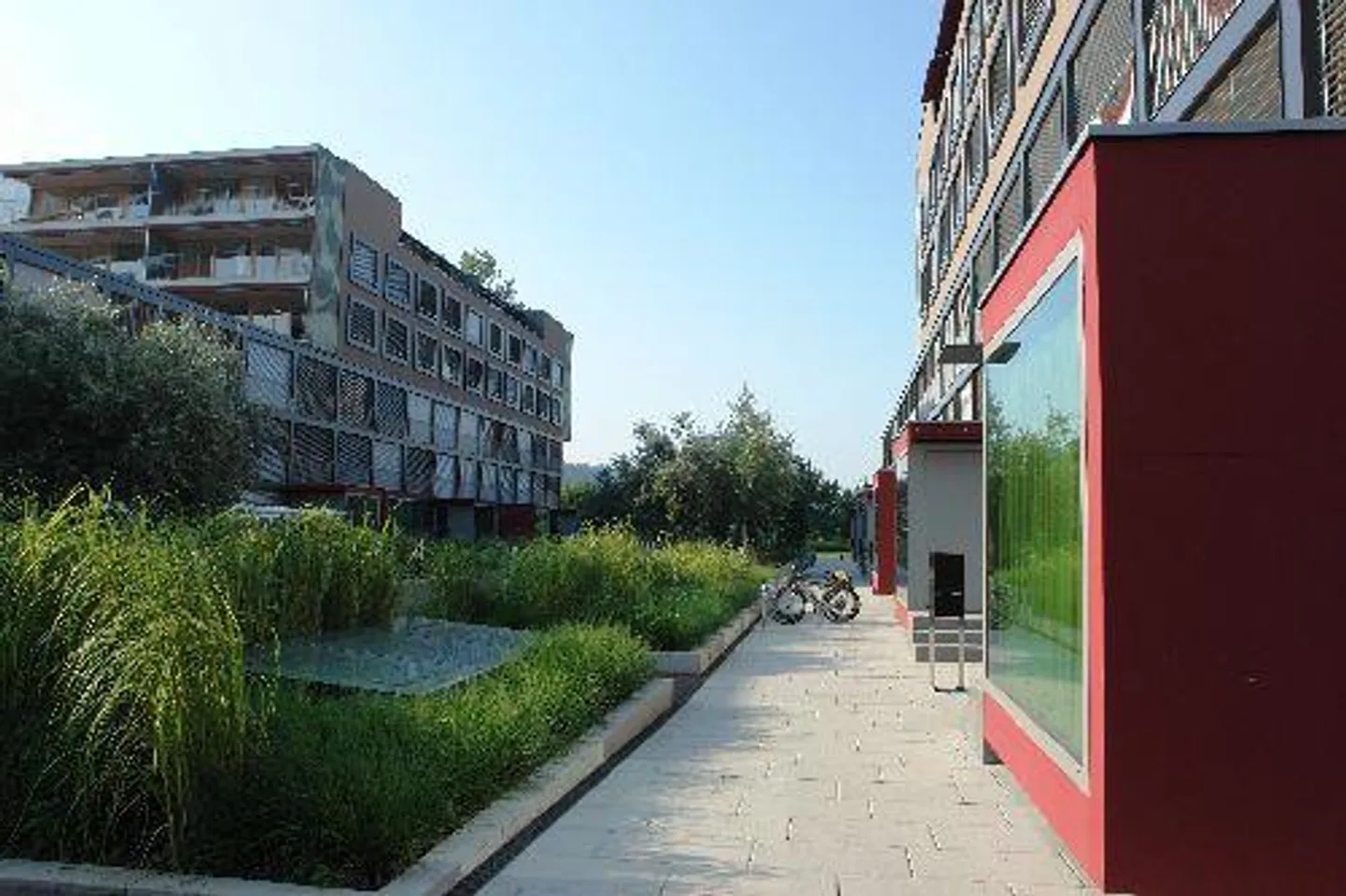 Your own 4 walls to feel good! - Photo 1 of 9