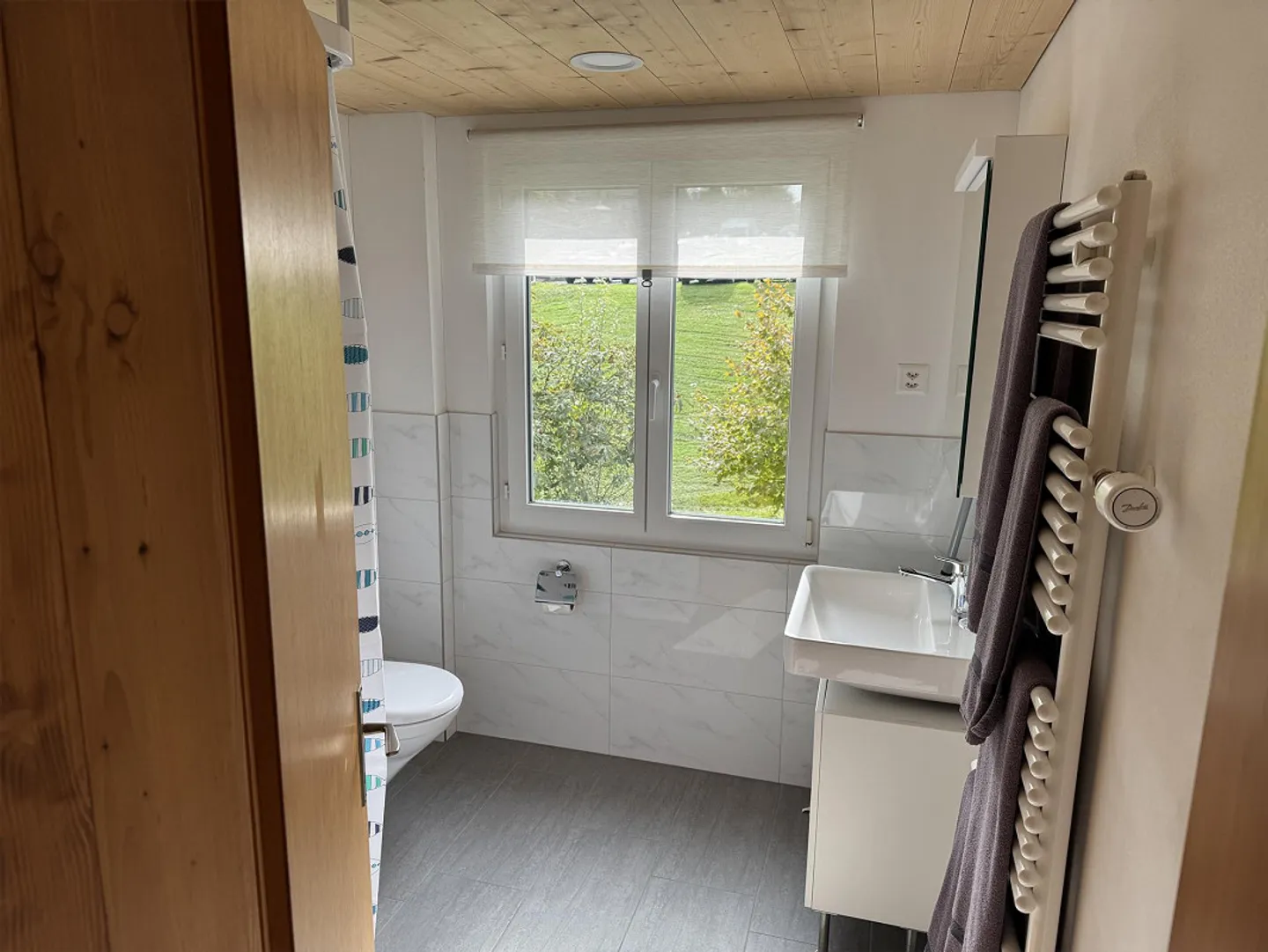 Appartamento ristrutturato, moderno e luminoso con balcone in affitto - Foto 14 di 16