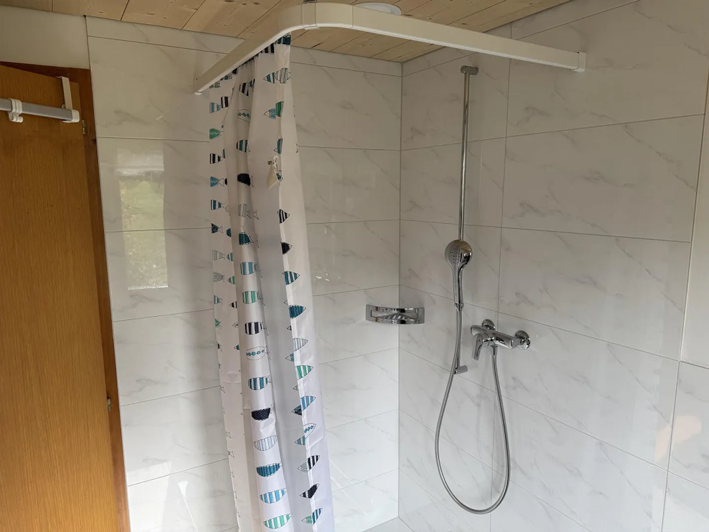 Appartamento ristrutturato, moderno e luminoso con balcone in affitto - Foto 15 di 16