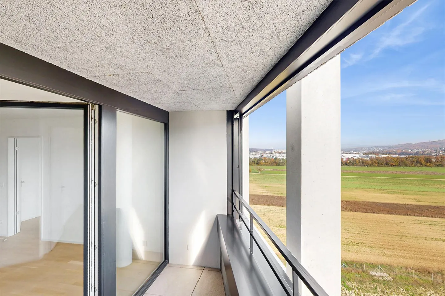 Modernes Apartment mit herrlicher Aussicht - Foto 5 von 8