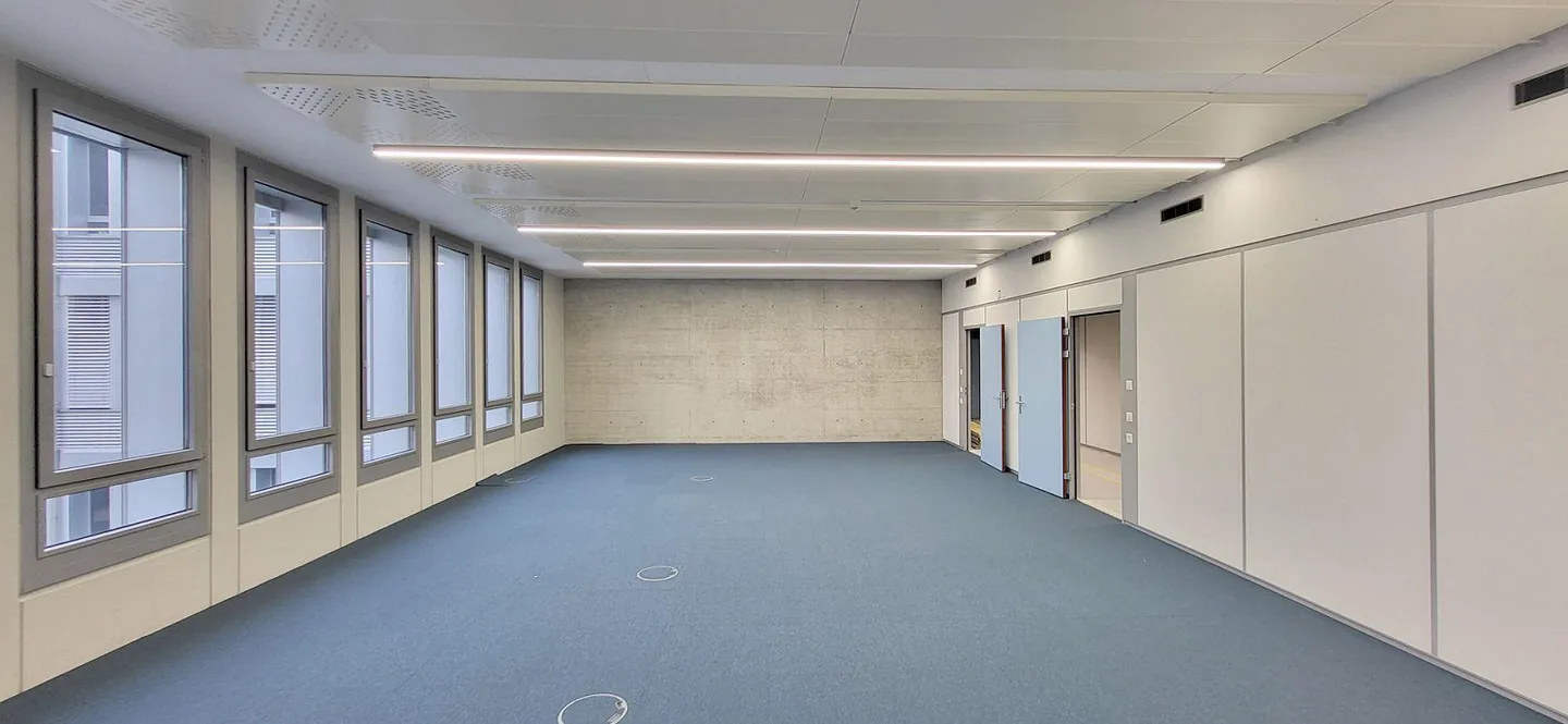 Your new location - ideal for teams & departments! - Photo 5 of 13