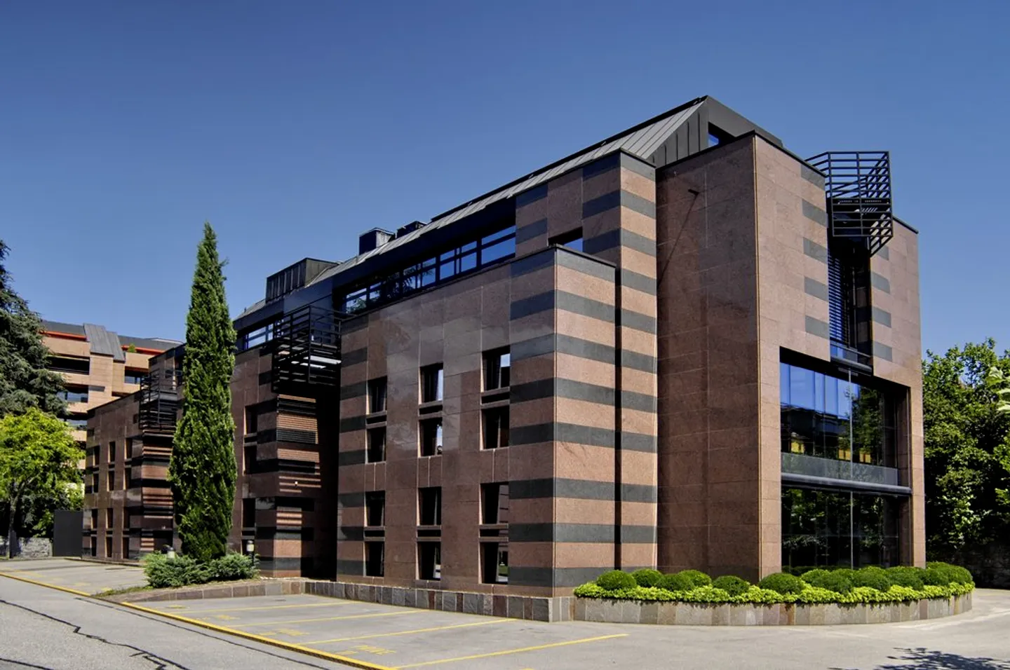 Prime Office Space in Nyon - Photo 2 of 5