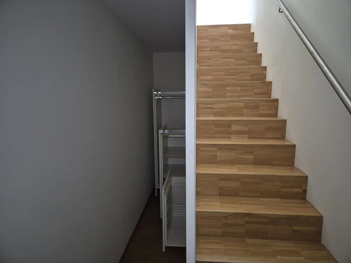 Charmante Attikawohnung mit Terrasse - Foto 7 von 8