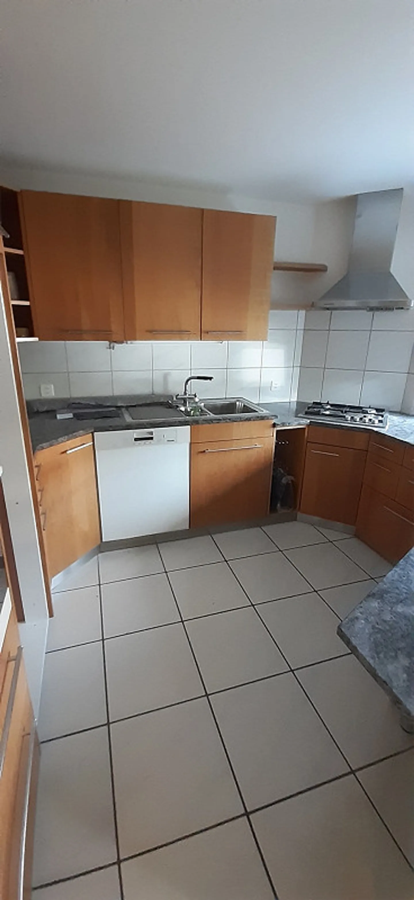 4.5 Z'Row House with Garden - Photo 3 of 16
