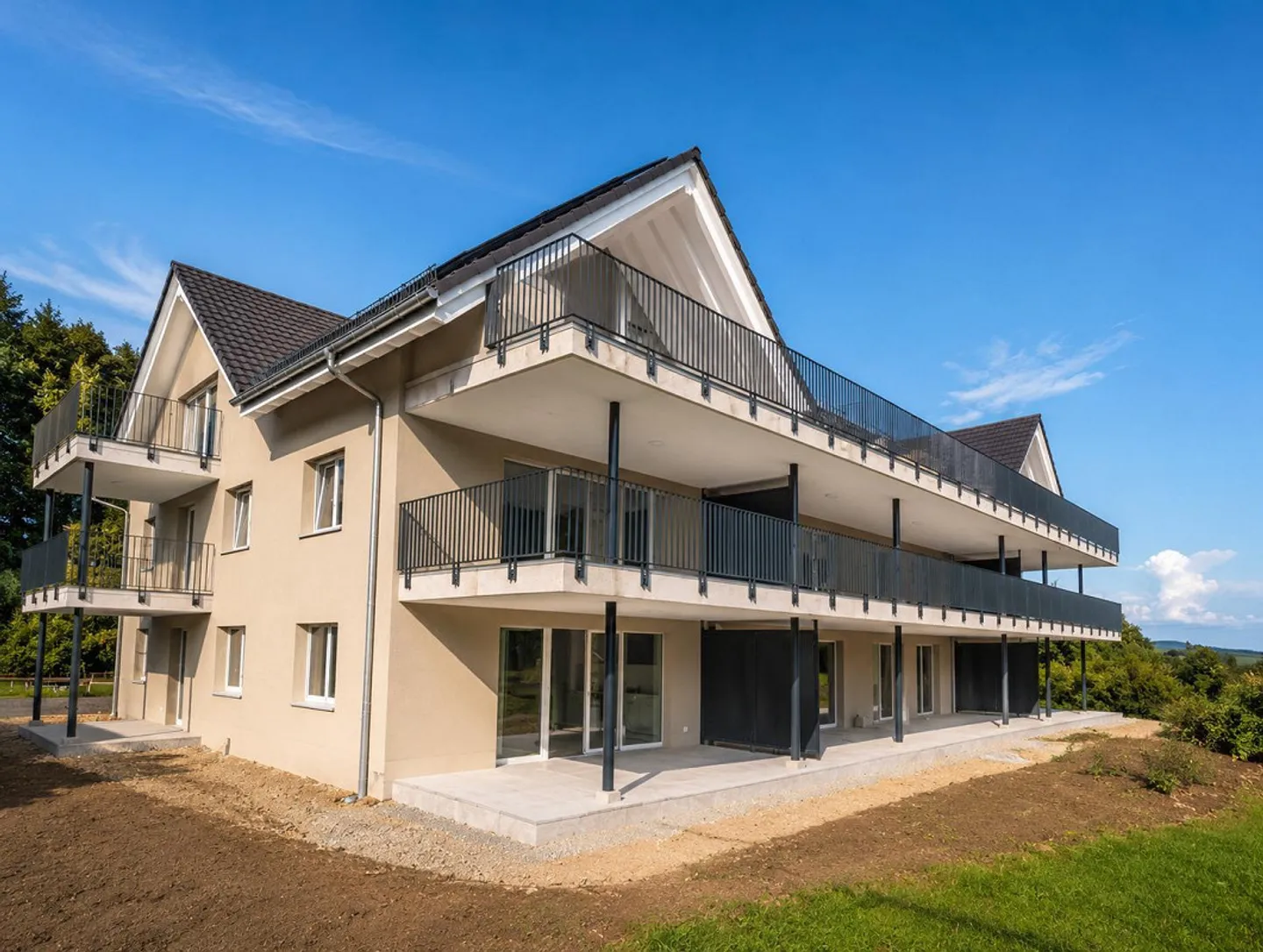 Appartamento attico di 4,5 stanze a Mettlen - Foto 1 di 9
