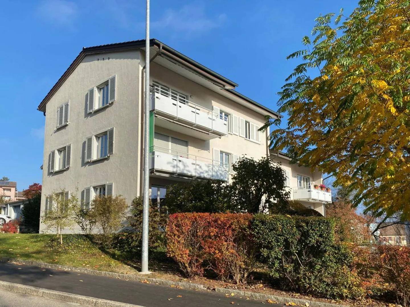 Living with secluded patio - Photo 1 of 7