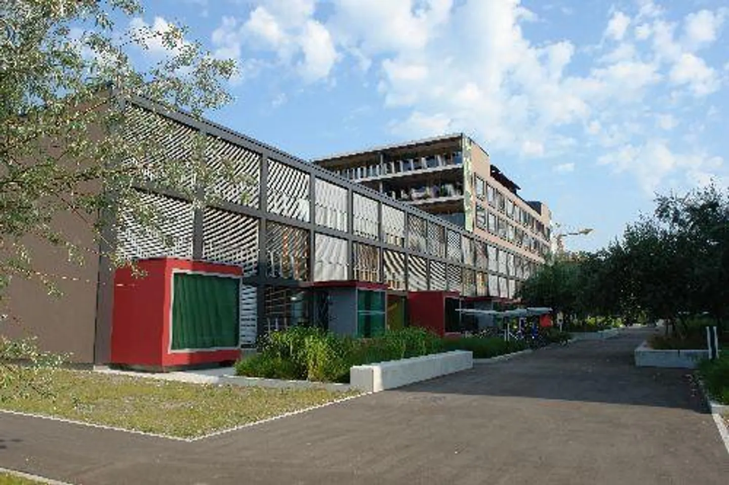 Quality of life in a green environment - Photo 1 of 6