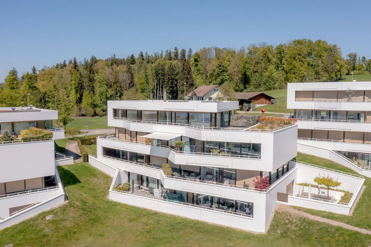 ETW_Bergstrasse_322b_UaS_Fabio_Eble - Foto 1 von 10