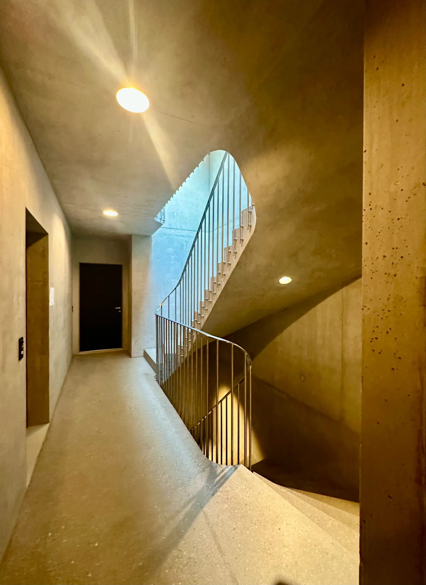 Appartamento in affitto - Foto 2 di 14