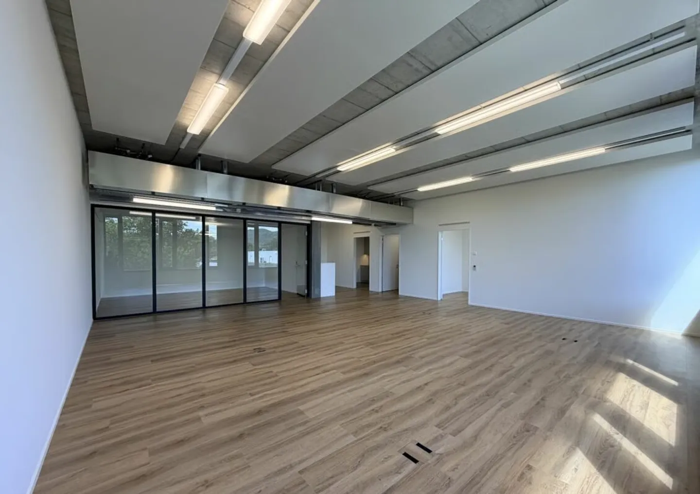 Modernes Büro in Aarau - Foto 23 von 26