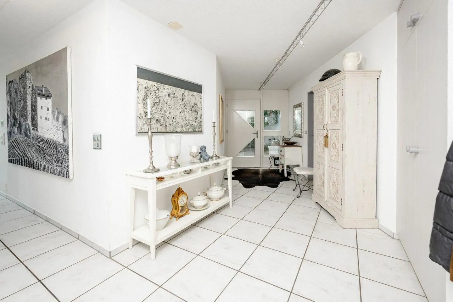 Maison individuelle avec vue dégagée et aménagement intérieur de qualité - Photo 13 sur 16