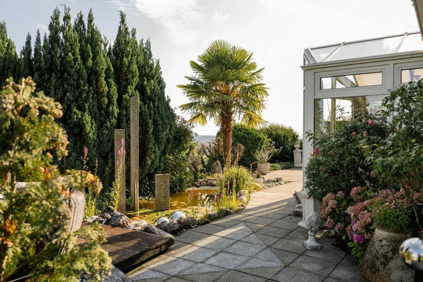 Maison individuelle avec vue dégagée et aménagement intérieur de qualité - Photo 14 sur 16