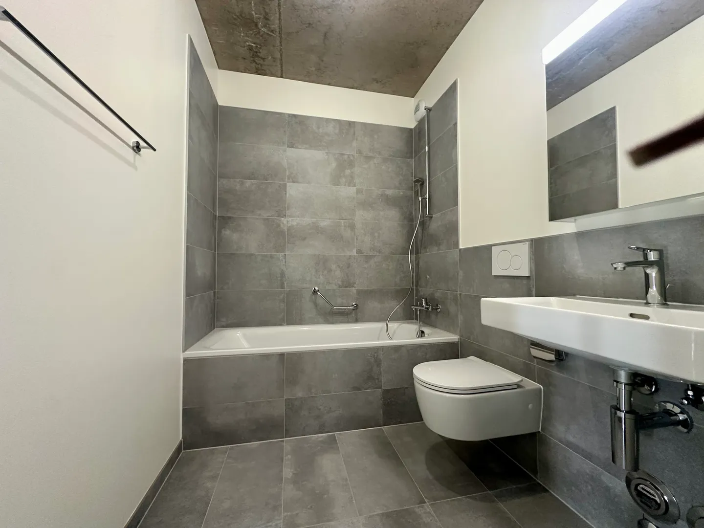 Appartamento in affitto - Foto 11 di 14